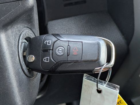 Used 2019 Ford F250 Lariat w/ Lariat Value Package image 22