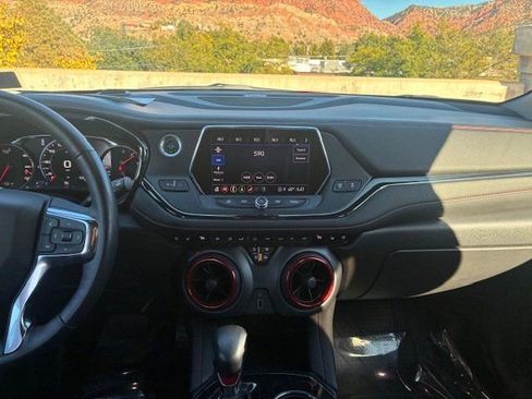Used 2022 Chevrolet Blazer RS w/ Enhanced Convenience Package image 14