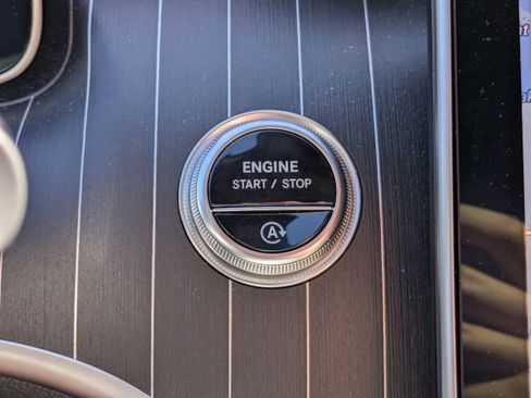 Used 2024 Mercedes-Benz CLE 300 4MATIC Coupe image 30