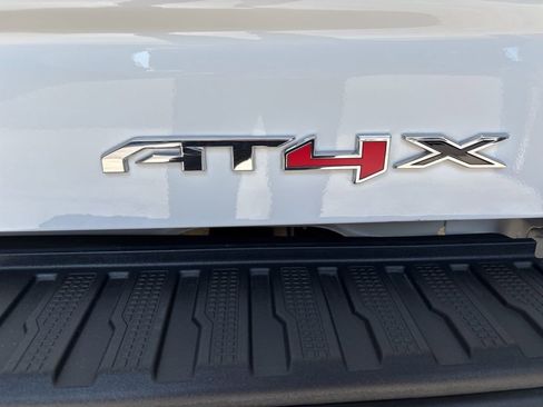 Used 2024 GMC Sierra 1500 AT4X w/ AT4X AEV Edition image 8