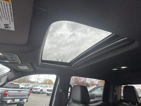 New 2026 GMC Sierra 1500 Denali w/ Denali Reserve Package image 29