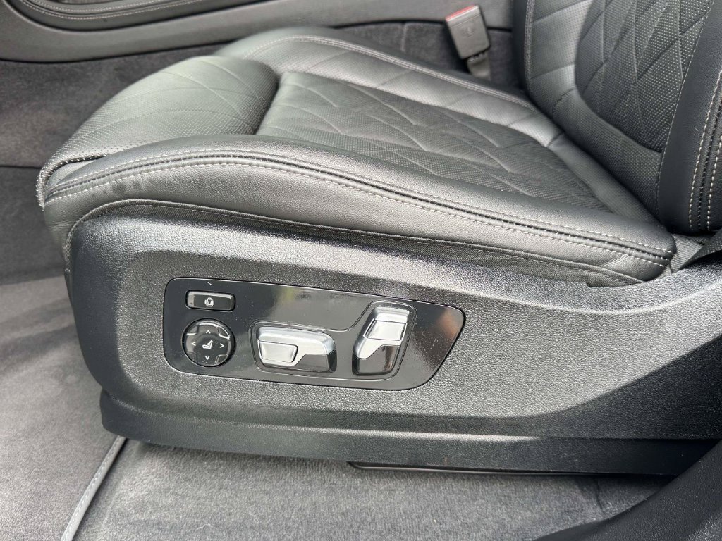 Used 2025 BMW X7 xDrive40i w/ M Sport Package AWD/4WD image 20