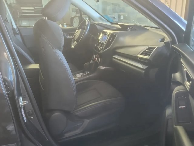 Used 2019 Subaru Forester Premium AWD/4WD image 12
