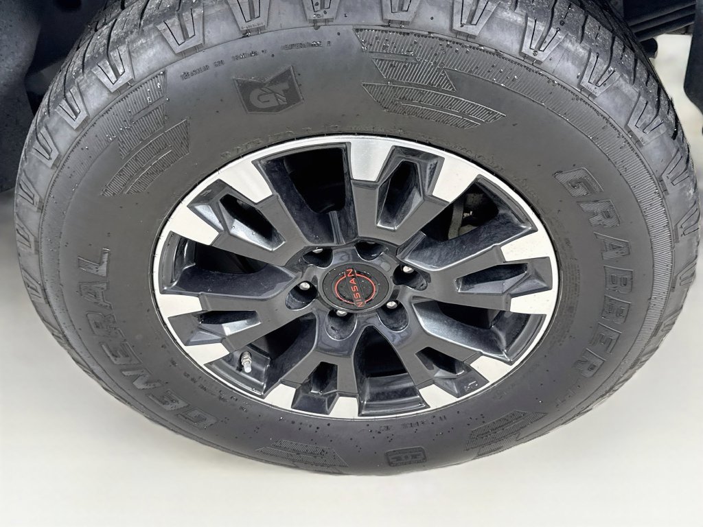 Used 2024 Nissan Titan PRO-4X w/ Pro-4x Convenience Package AWD/4WD image 41