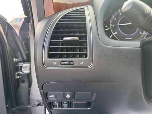 Used 2019 INFINITI QX80 Luxe w/ All-Season Package image 24