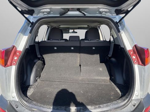 Used 2014 Toyota RAV4 XLE image 31