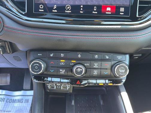 Used 2026 Dodge Durango GT AWD/4WD image 23