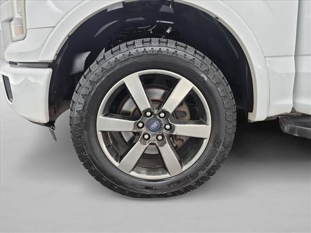 Used 2016 Ford F150 Lariat w/ Equipment Group 502A Luxury AWD/4WD image 28