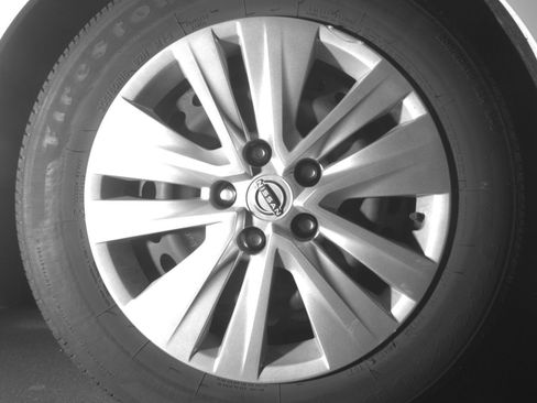Used 2025 Nissan Sentra S FWD image 13
