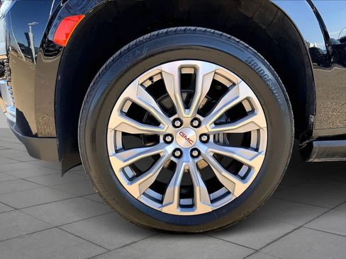Used 2022 GMC Yukon Denali image 11