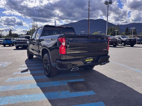 Used 2023 Chevrolet Silverado 1500 RST AWD/4WD image 5
