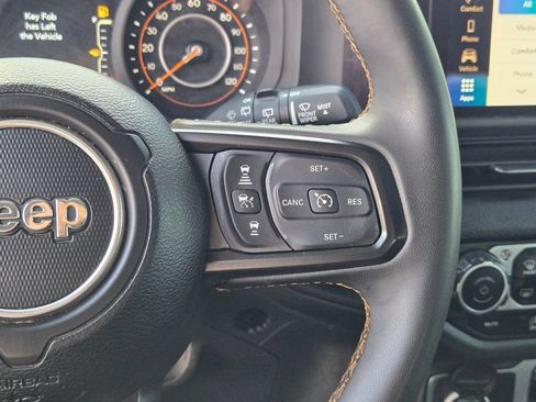 Used 2024 Jeep Wrangler Sport AWD/4WD image 19