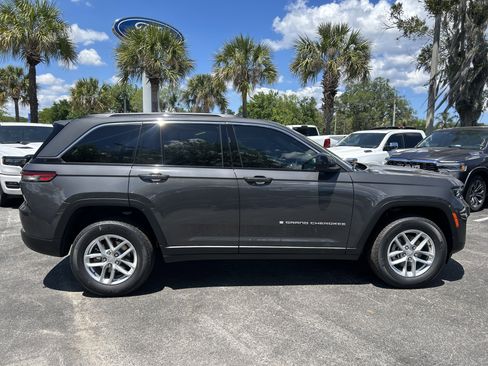 New 2026 Jeep Grand Cherokee Laredo X RWD image 9