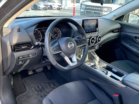 Used 2023 Nissan Sentra SV w/ All-Weather Package FWD image 2