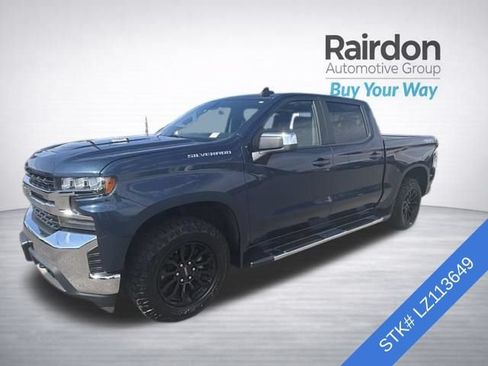 Used 2020 Chevrolet Silverado 1500 LT AWD/4WD image 3