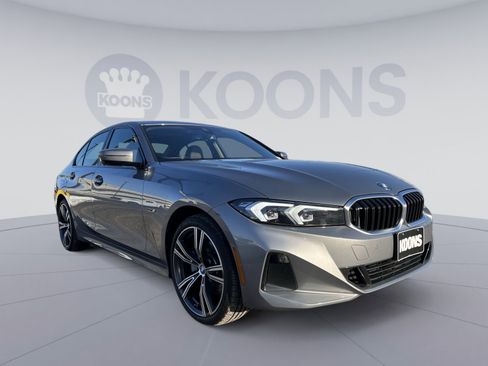Used 2023 BMW 330e xDrive 330e xDrive w/ Premium Package image 10