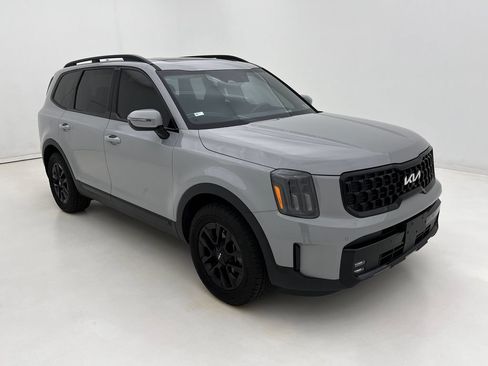 Used 2024 Kia Telluride SX Prestige X-Pro AWD/4WD image 2