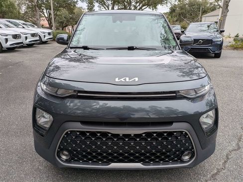 Used 2022 Kia Soul EX image 9