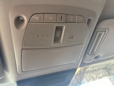 Used 2023 Nissan Armada SL w/ Captain's Chairs Package AWD/4WD image 41