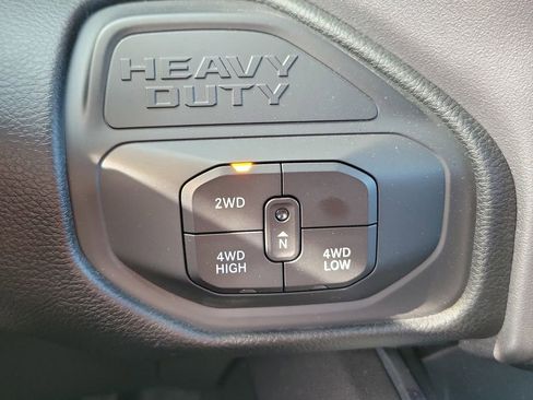 Used 2025 RAM 2500 Laramie image 12