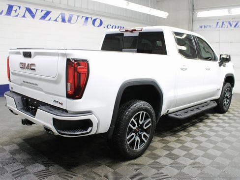 Used 2024 GMC Sierra 1500 AT4 image 4