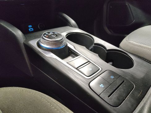 Used 2021 Ford Escape S image 26