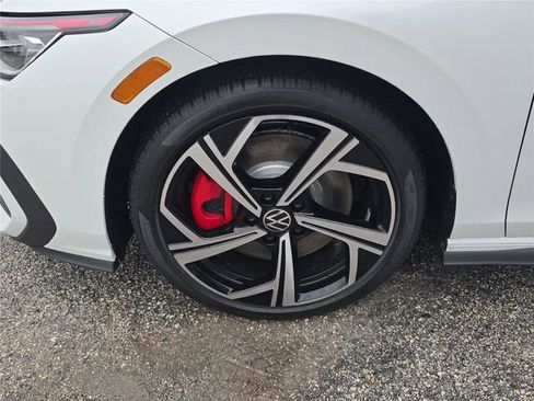 New 2026 Volkswagen GTI SE image 7