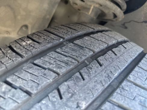 Used 2015 Ford Explorer XLT w/ Equipment Group 202B image 10