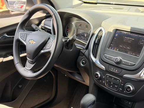 Used 2024 Chevrolet Equinox LT AWD/4WD image 12
