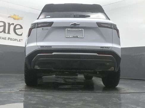 New 2026 Chevrolet Equinox ACTIV w/ Convenience Package III FWD image 32