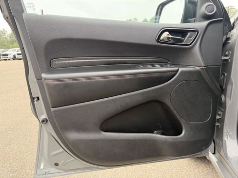 Used 2025 Dodge Durango GT RWD image 16