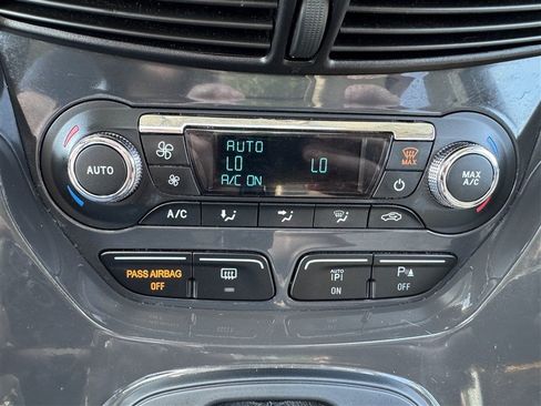 Used 2016 Ford Escape Titanium w/ Equipment Group 301A AWD/4WD image 21