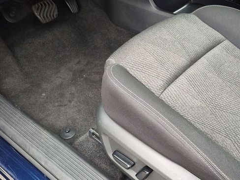 Used 2024 Nissan Rogue SV FWD image 28