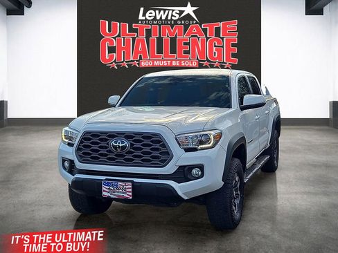 Used 2022 Toyota Tacoma TRD Off-Road w/ Technology Package image 1