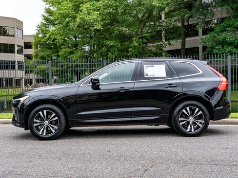 Used 2023 Volvo XC60 B5 Core AWD/4WD image 9