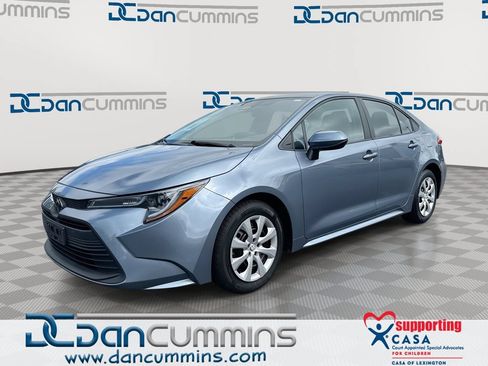 Used 2024 Toyota Corolla LE FWD image 1