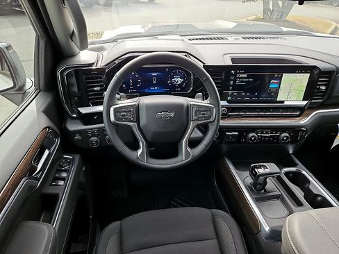 New 2026 Chevrolet Silverado 1500 LT Trail Boss w/ Convenience Package II image 12