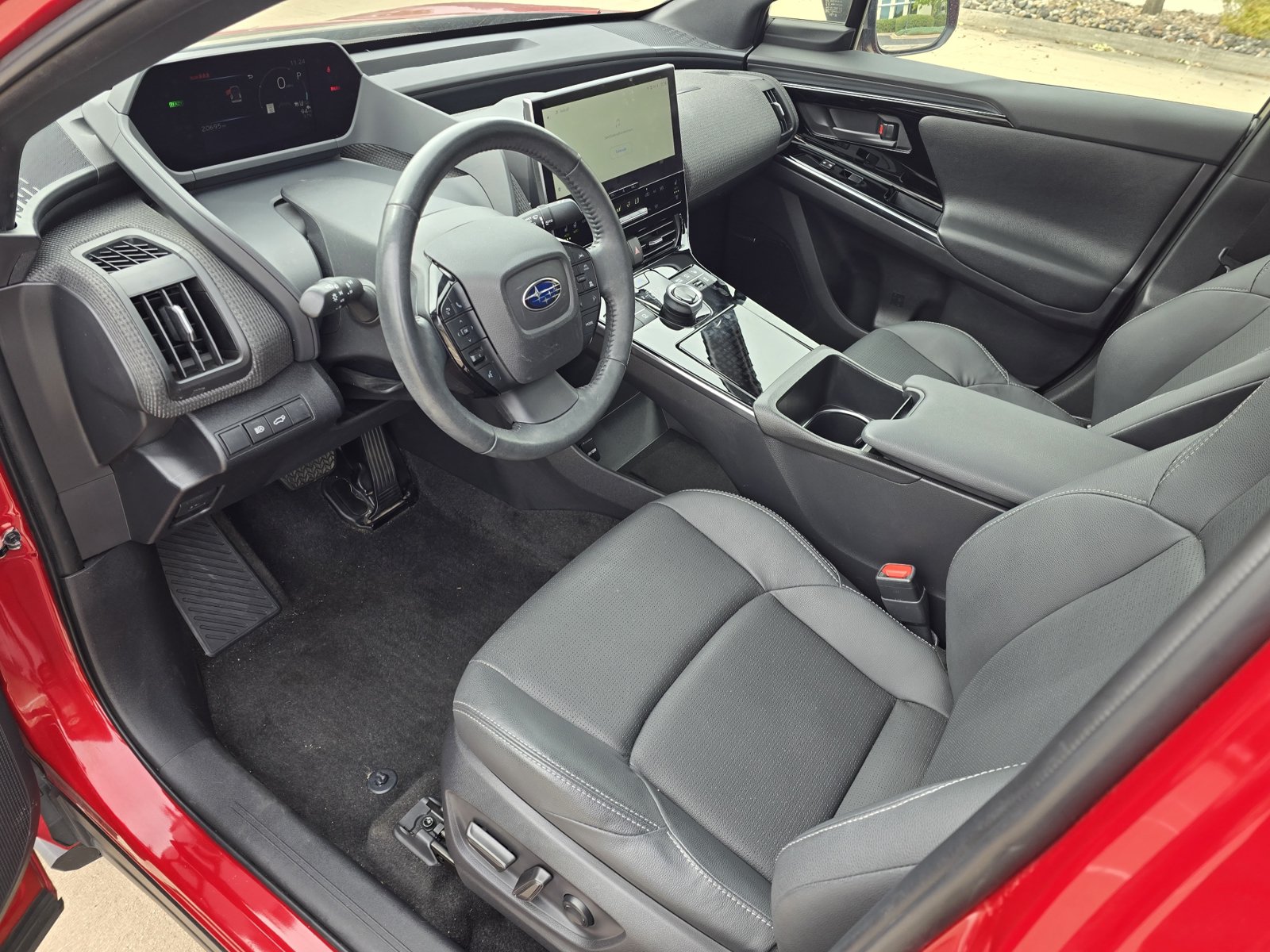 Used 2023 Subaru Solterra AWD image 26