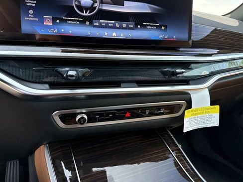 New 2026 BMW X5 xDrive40i w/ Climate Comfort Package AWD/4WD image 52
