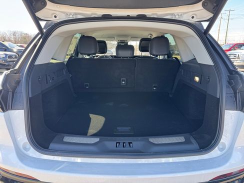 New 2026 Lincoln Nautilus Premier image 26