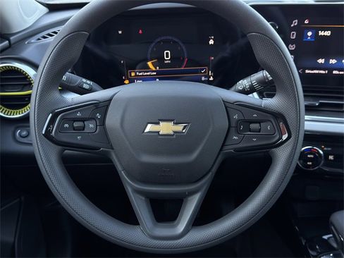 New 2026 Chevrolet Trax LT image 12