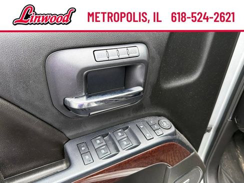 Used 2016 GMC Sierra 1500 SLT w/ SLT Premium Package AWD/4WD image 14