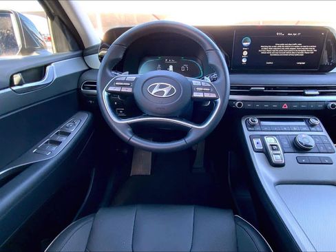 Used 2025 Hyundai Palisade SEL AWD/4WD image 6
