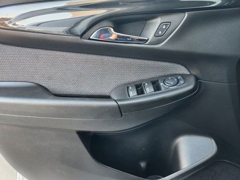 Used 2025 Chevrolet TrailBlazer LS w/ LS Convenience Package image 25