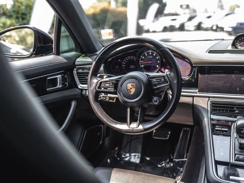 Used 2021 Porsche Panamera 4S w/ Premium Package AWD/4WD image 12