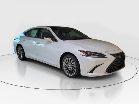 New 2025 Lexus ES 350 Ultra Luxury image 1