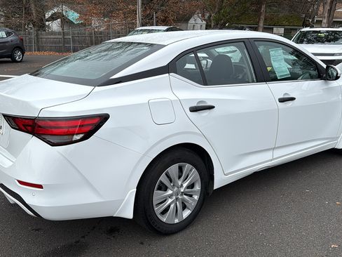 Certified 2024 Nissan Sentra S image 24