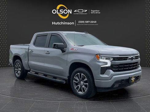 Used 2024 Chevrolet Silverado 1500 RST AWD/4WD image 7