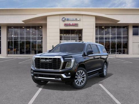 New 2026 GMC Yukon XL Denali w/ Denali Reserve Package RWD image 8