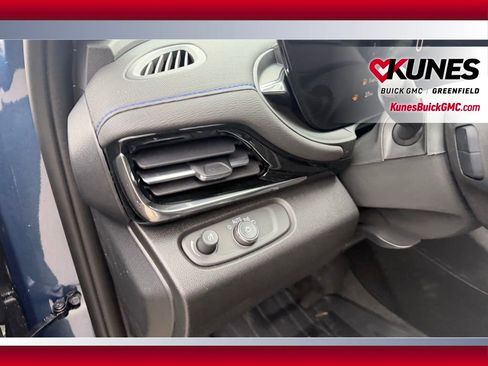 New 2026 Buick Envista Sport Touring w/ Convenience I Package FWD image 12